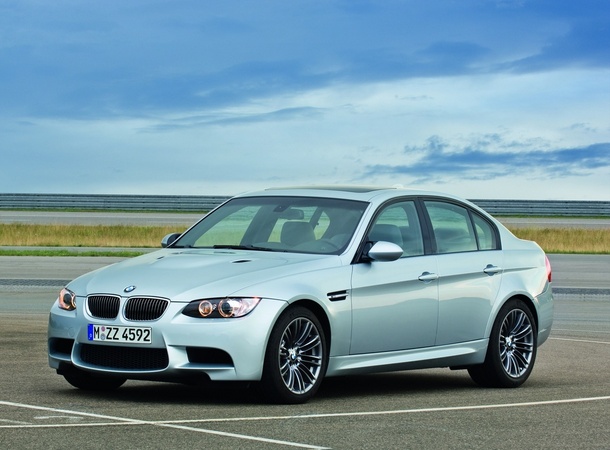 BMW M3 Auto (E90) LCI