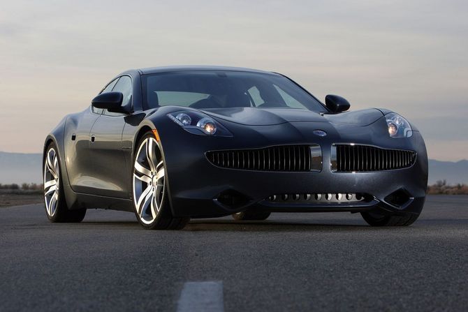 Desde o lançamento em dezembro de 2011 a Fisker vendeu 2000 unidades do Karma