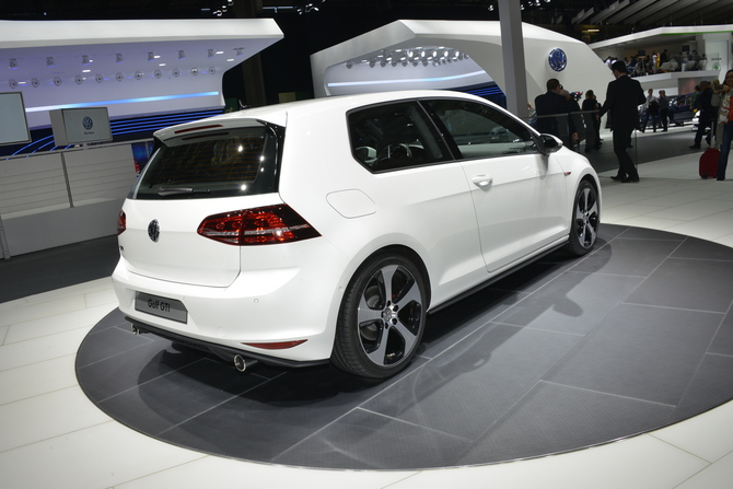 *Updated* Volkswagen 7th Generation GTI Concept Available with 220PS or 230PS