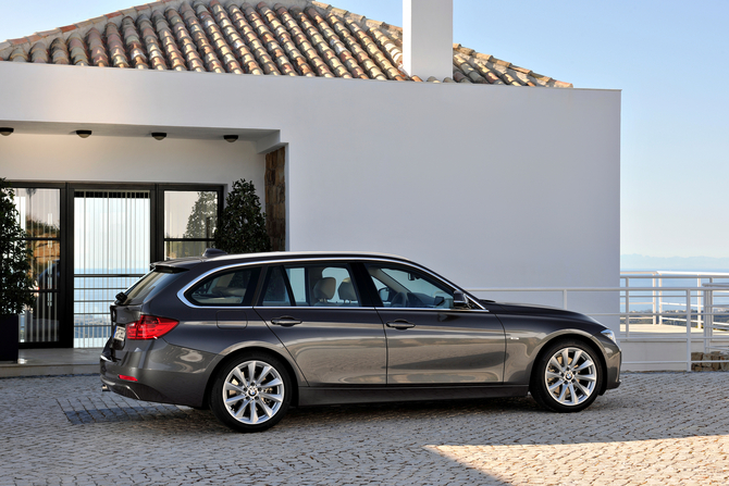 BMW 318d Touring xDrive