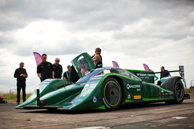 A Drayson bateu o anterior recorde em quase 50km/h