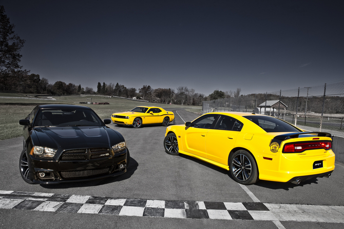 Dodge Preps New Charger SRT8 Super Bee for 2012