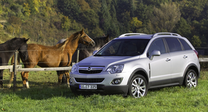 Opel presents facelifted Antara