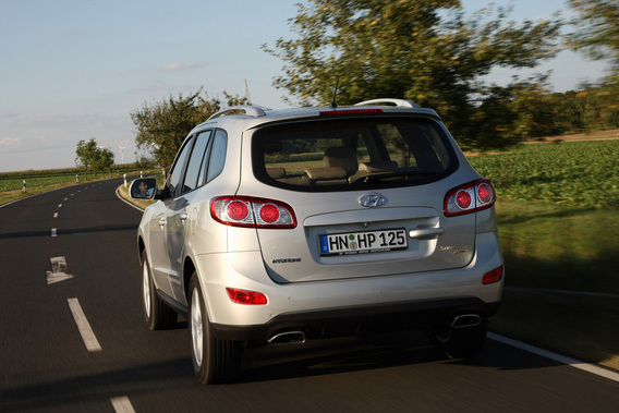 2010 Hyundai Santa Fe gets new diesel