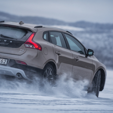 Volvo V40 T4 Summum CC Cross Country Powershift