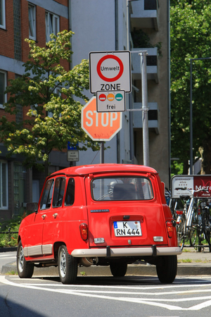 Renault 4