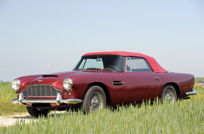 Aston Martin DB4 Vantage