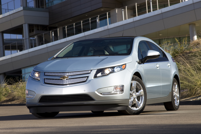 First Chevrolet Volt arrives in China   