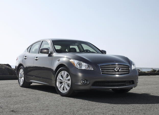 Infiniti M 56