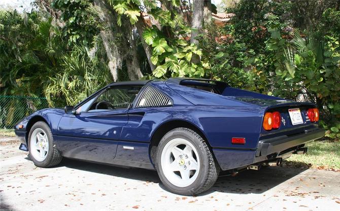 Ferrari 308 GTS Quattrovalvole