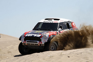 Dark start for the 2012 Dakar