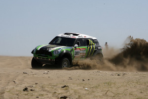 Dark start for the 2012 Dakar