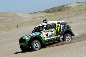 Dark start for the 2012 Dakar