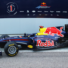 RB7 uveiled: to fly as high as the RB6