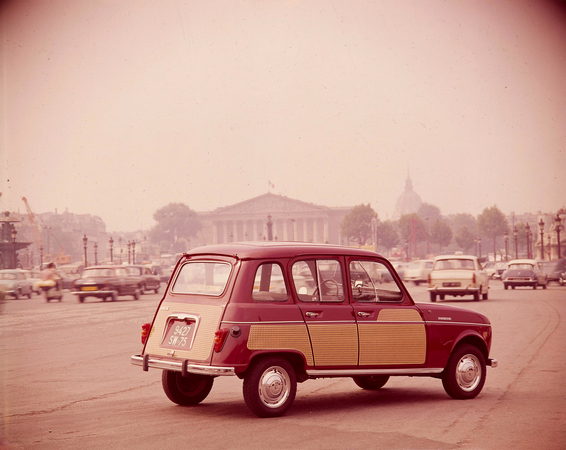 Renault 4 Parisienne