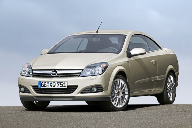 Opel Astra Twin Top 2.0 Turbo