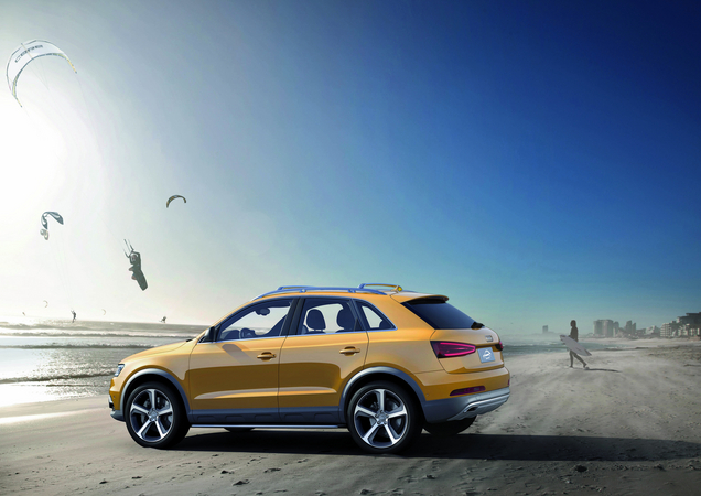 Audi Q3 Jinlong Yufeng Celebrates Golden Dragon in China