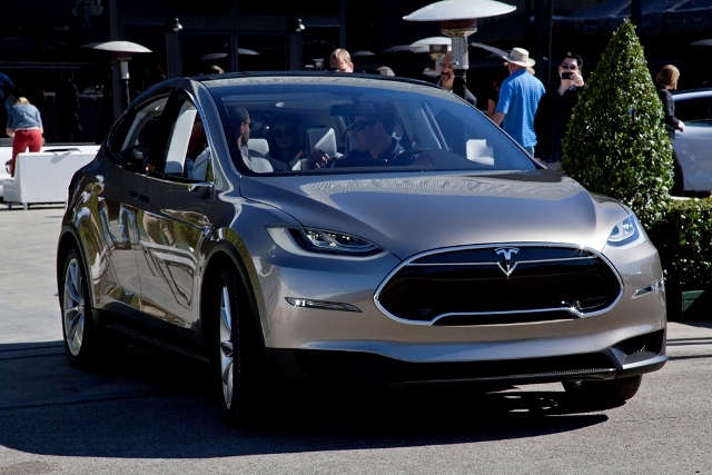 Tesla Debuts Model X: the Gullwing Crossover