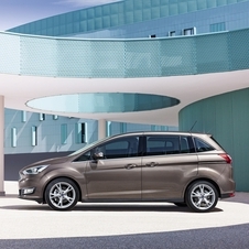 The C-Max receives a new trapezoidal grille, new headlights and bonnet