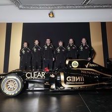 Lotus F1 Team Reveals E20, Also Uses Step-Down Nost