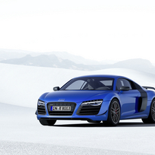 The R8 LMX is powered by a more powerful version of the 5.2 liter V10 petrol engine