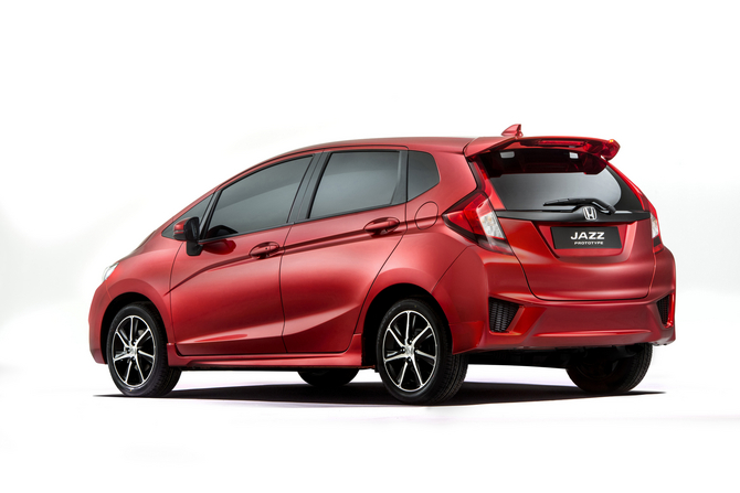 With sales start planned for the summer of 2015, the new European Jazz will offer better fuel economy and better performance