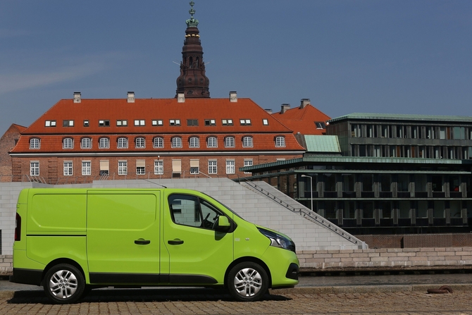 Renault Trafic 3L L2H1 1,2T 1.6 dCi