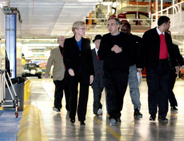 Chrysler invests and extends production in Sterling Heights