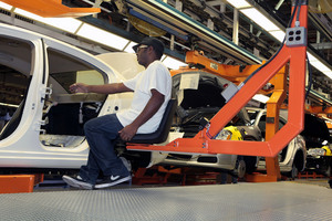 Chrysler invests and extends production in Sterling Heights