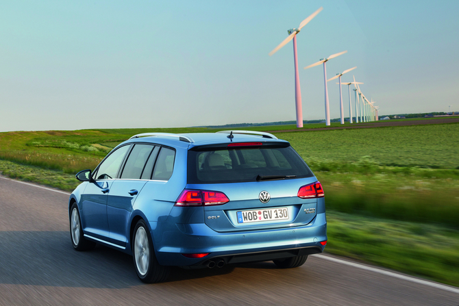 Der Golf Variant wird in den Ausstattungslinien Trendline, Comfortline und Highline angeboten