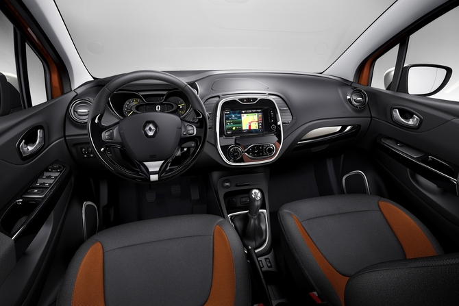 Renault R-Link, la toute nouvelle tablette tactile multimédia intégrée et connectée.