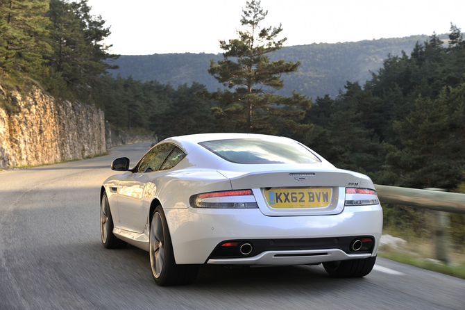 Aston Martin DB9 Morning Frost