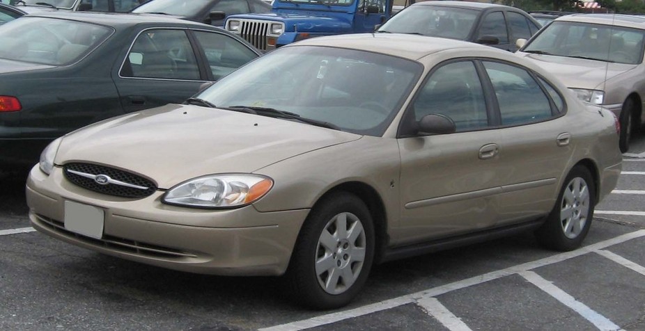 Ford Taurus LX