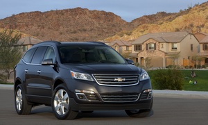 2013 Chevy Traverse Gets New Face, Upgraded Materials and Better Ride