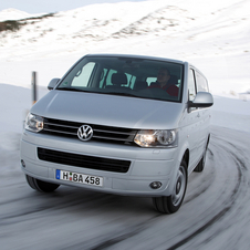 Volkswagen Caravelle 2.5 TDi 130cv 9L Highline