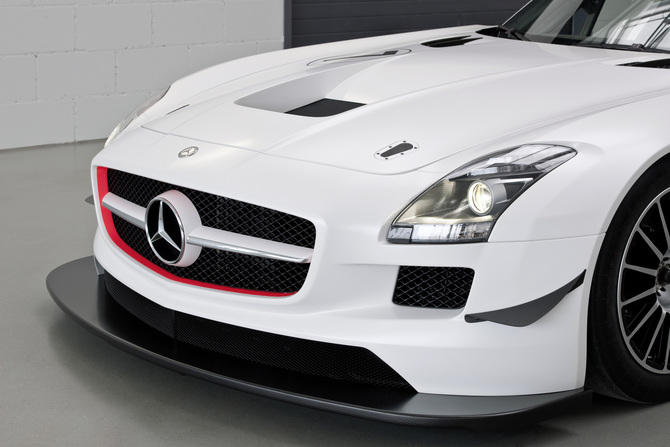 Official pictures of the SLS AMG GT3