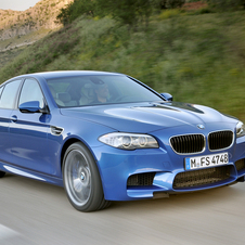 BMW unveils new M5