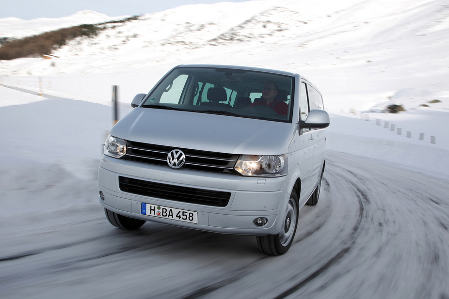 Volkswagen Caravelle 2.5 TDi 130cv 6L Net Highline