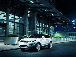 Range Rover Evoque: the smaller and greener crossover