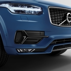 Pormenor da dianteira do XC90 R-Design