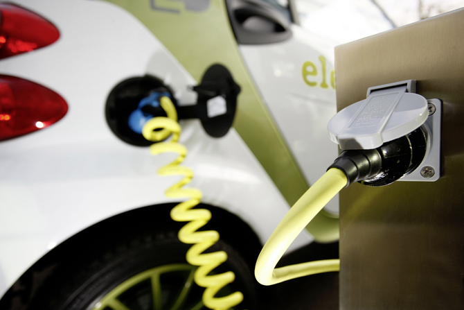 Governments investing in alternative fuel technologies