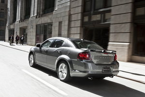 Dodge reveals 2012 Avenger R/T in New York