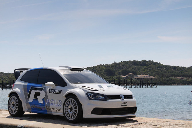 Carlos Sainz Working Closely with Volkswagen to Develop WRC Car