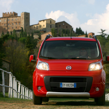 Fiat unveils top of the range Qubo Trekking