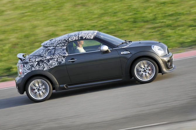 MINI shows-off camouflaged future Coupé model