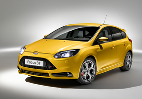 Ford Introduces New Focus ST 5-Door and ST Wagon with 247hp