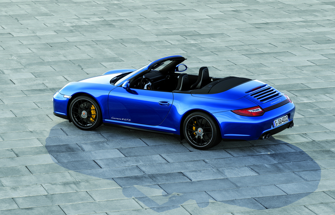 Porsche adds all-wheel drive to the Carrera GTS