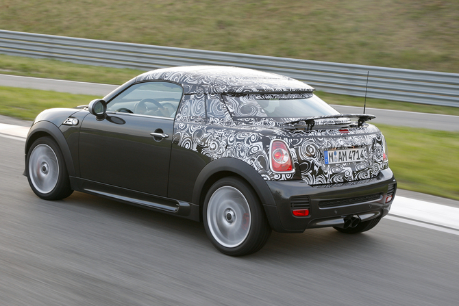 MINI shows-off camouflaged future Coupé model