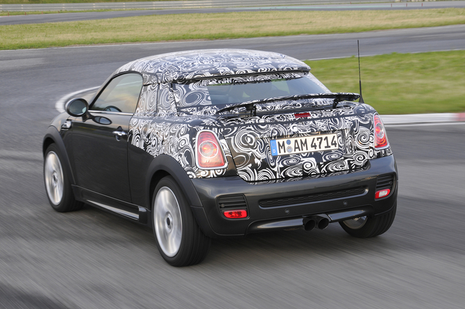 MINI shows-off camouflaged future Coupé model