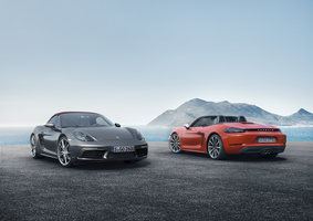 Thanks to the new four-cylinder engine, Porsche managed to secure a reduction of 14% in consumption in the 718 Boxster and Boxster S